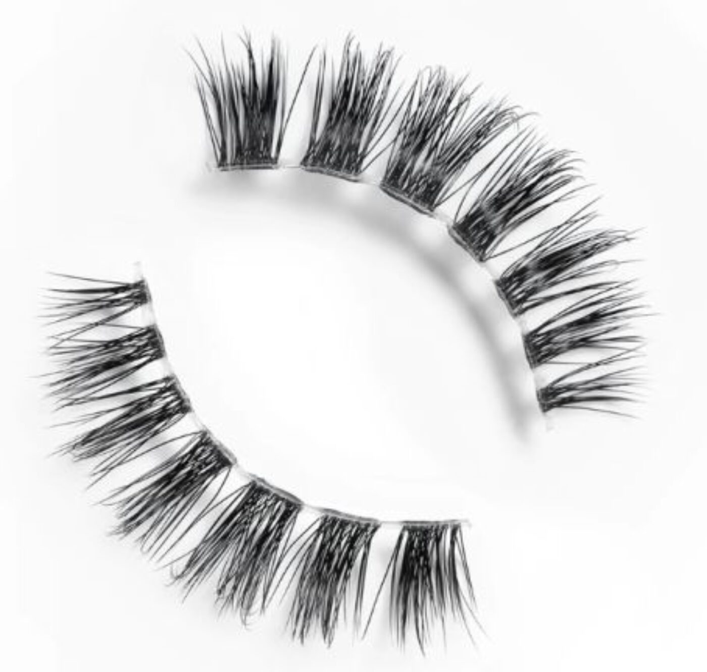 Steps to Make False Eyelashes Look Natural